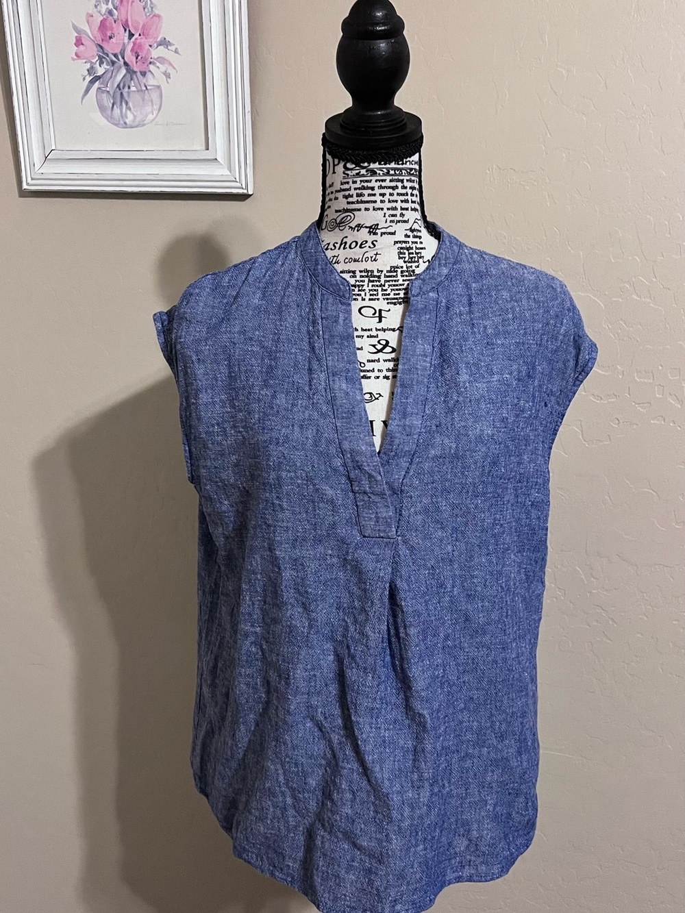 Jones New York Blue Sleeveless V-Neck Tank Top